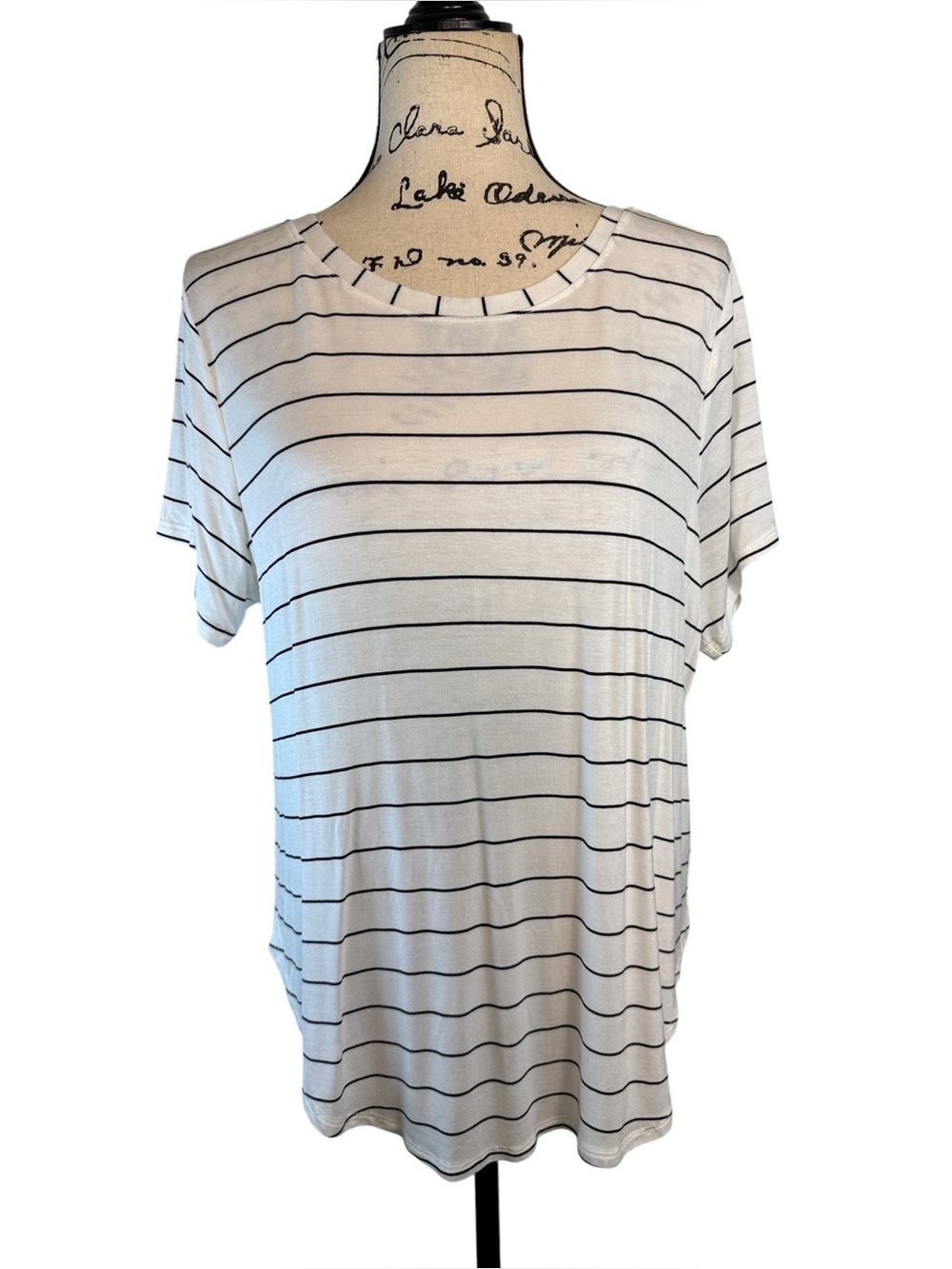 Halogen Women's White Striped Short Sleeve Tee size Large